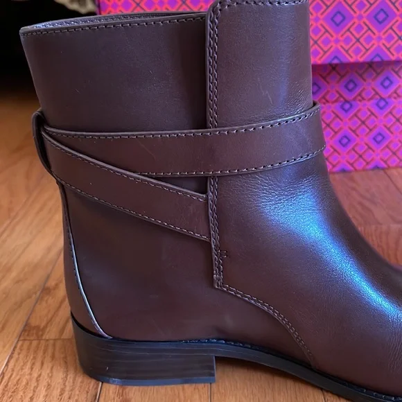 Tory Burch Brown Ankle Boots - Picture 14 of 16